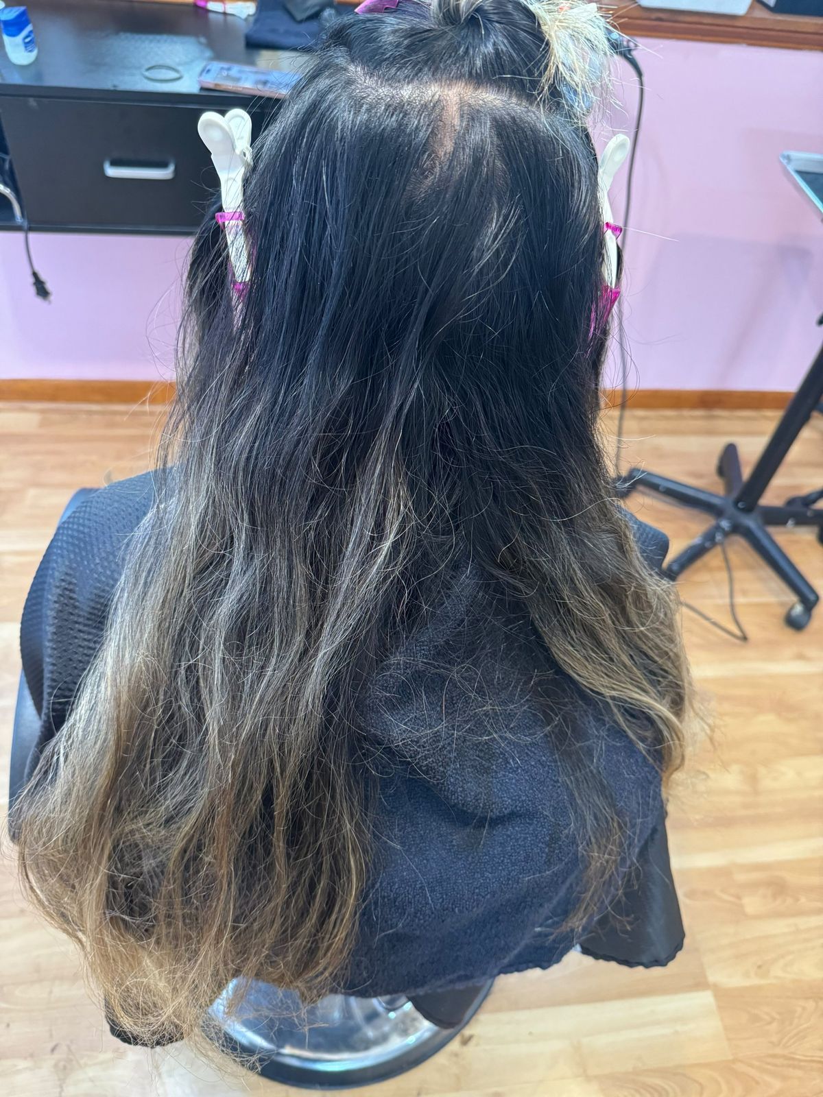 Sun-kissed balayage — Before · MABE
