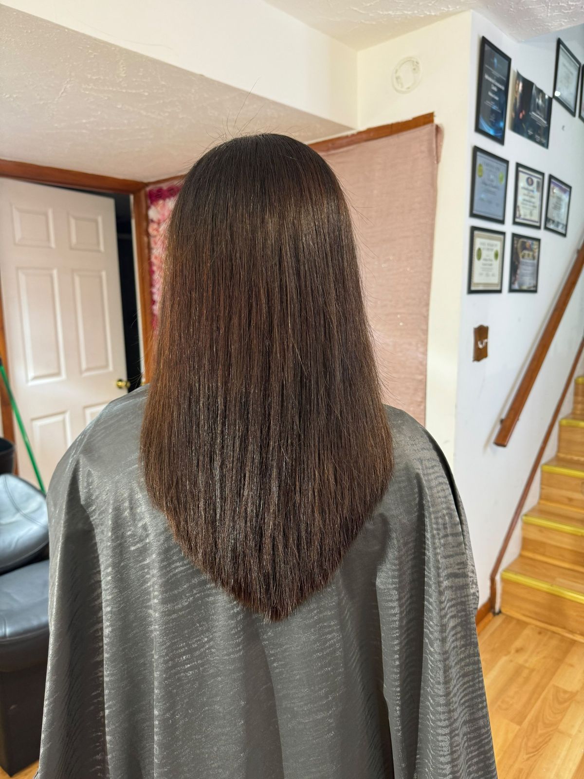 Haircuts & Styling